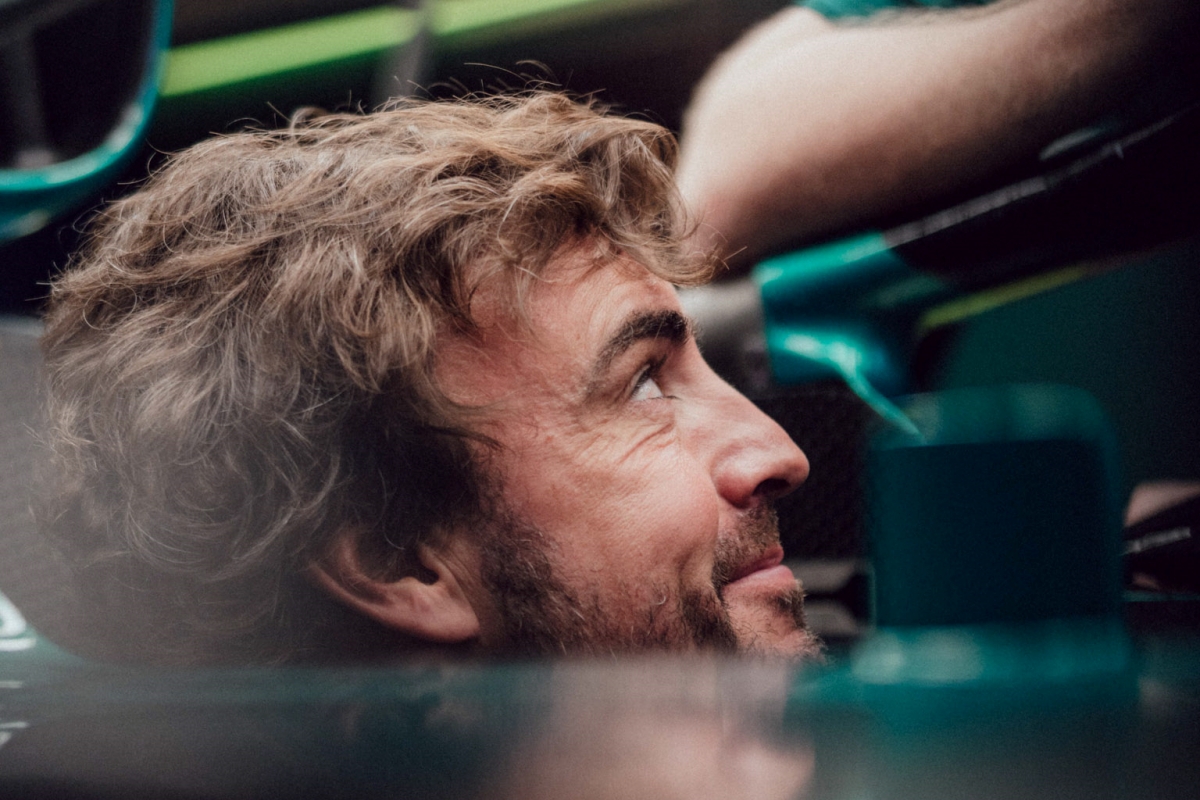 Aston Martin siente la presión: «Fernando Alonso no va a estar contento en mitad de parrilla, quiere desafiar a los mejores equipos»