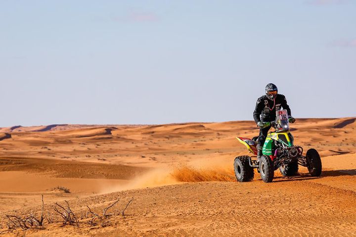 Luciano Benavides y Husqvarna se llevan la novena etapa del Dakar en motos Luciano Benavides y Husqvarna se llevan la novena etapa del Dakar en motos