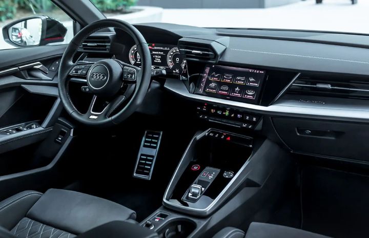 MANHART S 400 - interior MANHART S 400 - interior