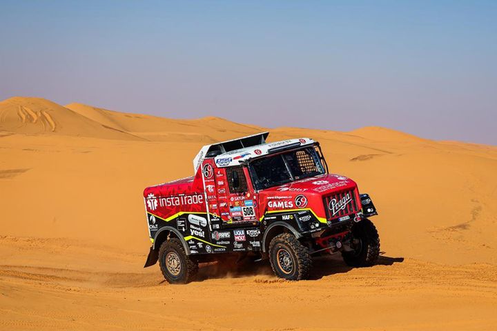 Otra etapa más para Sébastien Loeb en la llegada del Dakar al 'Empty Quarter' Otra etapa más para Sébastien Loeb en la llegada del Dakar al 'Empty Quarter'