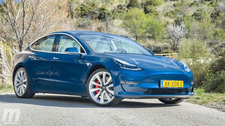 Tesla Model 3 Tesla Model 3