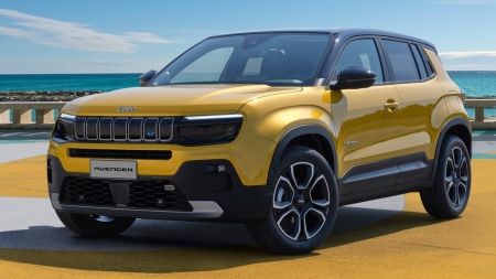 El primer SUV eléctrico de Jeep ya tiene precio en España, así es la gama del nuevo Avenger El primer SUV eléctrico de Jeep ya tiene precio en España, así es la gama del nuevo Avenger