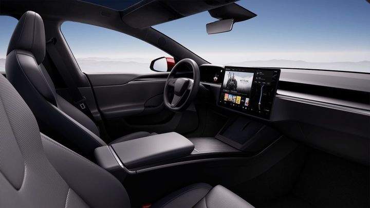 Tesla Model S 2023 - interior Tesla Model S 2023 - interior