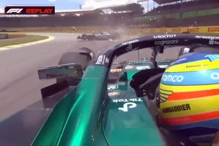 ¡Nuevo accidente entre Fernando Alonso y Esteban Ocon! Ambos vuelven a chocar en Brasil ¡Nuevo accidente entre Fernando Alonso y Esteban Ocon! Ambos vuelven a chocar en Brasil