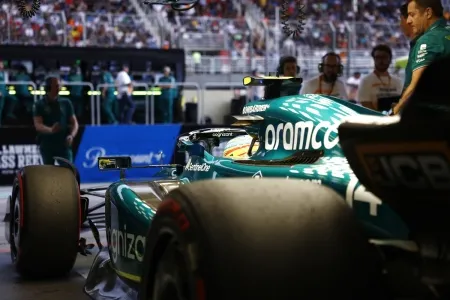 Aston Martin responde a los rumores que afirman que no tiene claro el camino a seguir en 2024 Aston Martin responde a los rumores que afirman que no tiene claro el camino a seguir en 2024