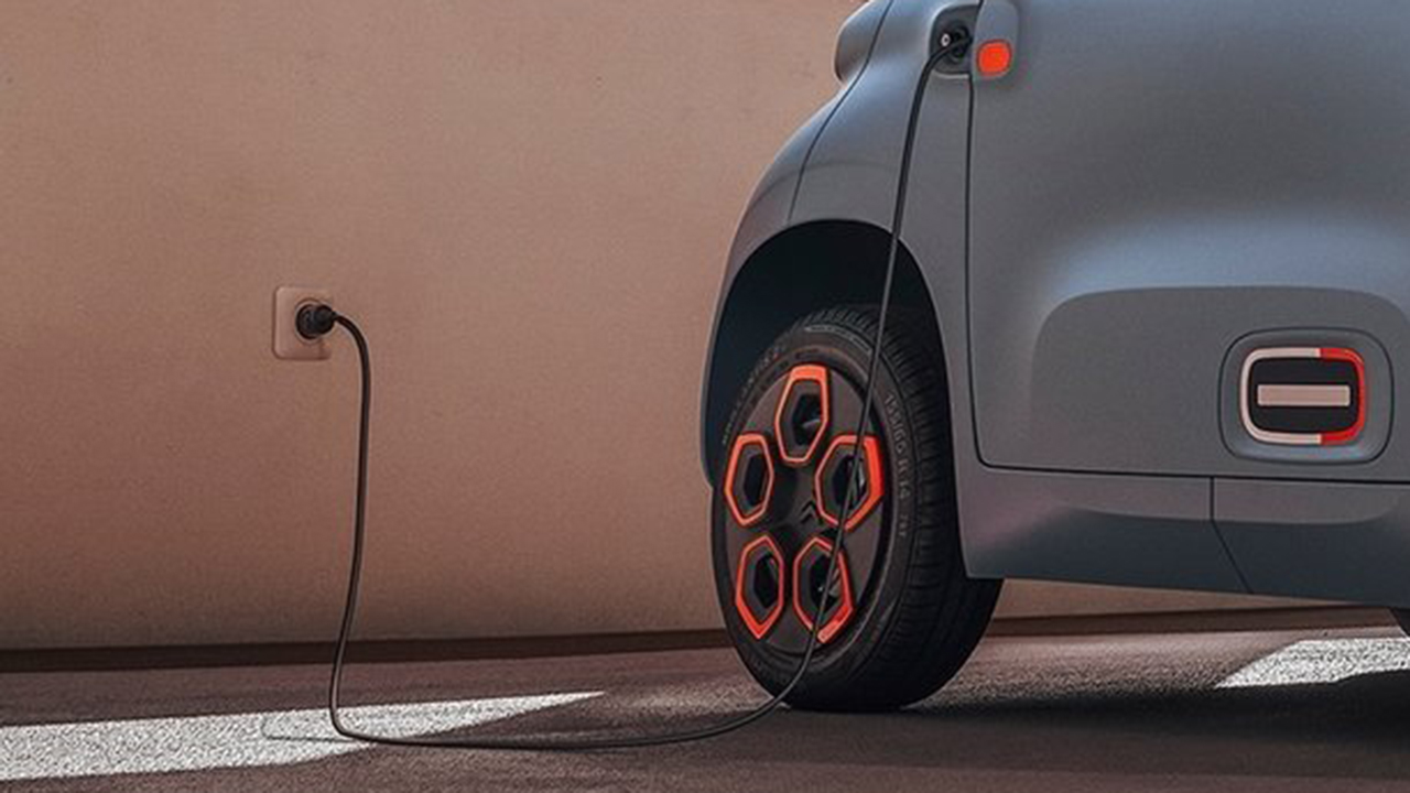 El coche sin carnet más vendido en España en 2022 es eléctrico y no se fabrica en Europa El coche sin carnet más vendido en España en 2022 es eléctrico y no se fabrica en Europa