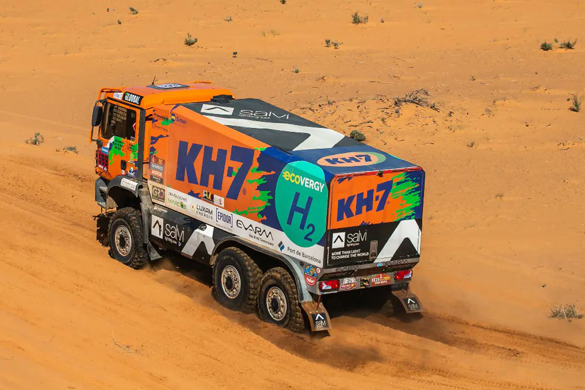 El distinto y particular Dakar de Jordi Juvanteny y del camión de hidrógeno del KH-7 Epsilon El distinto y particular Dakar de Jordi Juvanteny y del camión de hidrógeno del KH-7 Epsilon