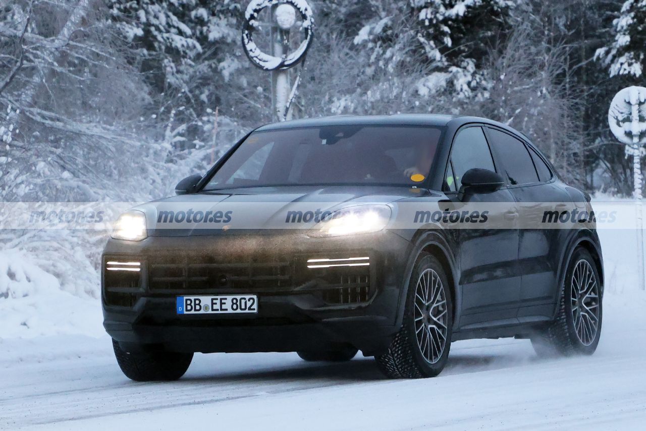 Gato encerrado en estas nuevas fotos espía del Porsche Cayenne Coupé Facelift más destapado Gato encerrado en estas nuevas fotos espía del Porsche Cayenne Coupé Facelift más destapado