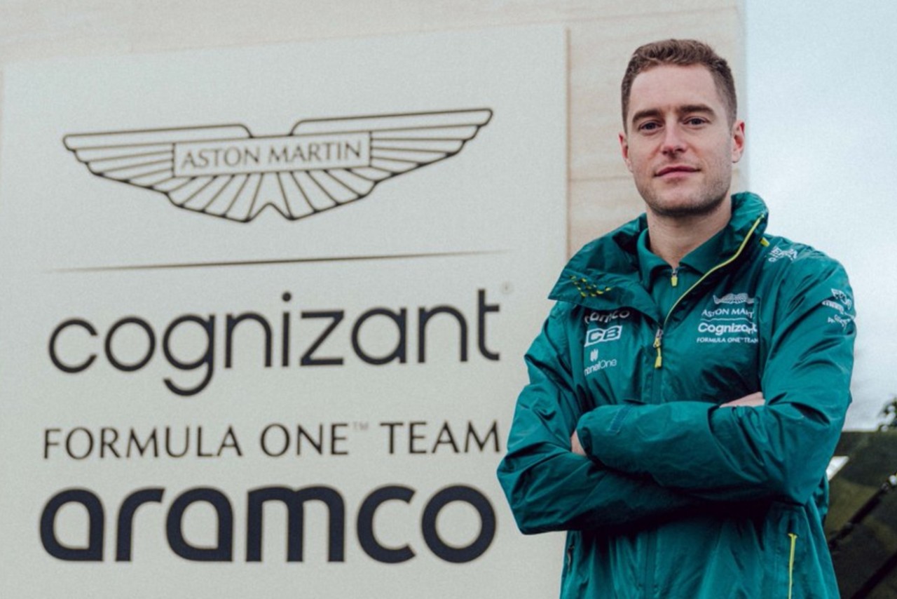 Stoffel Vandoorne ya luce de verde: su primer día como probador en Aston Martin Stoffel Vandoorne ya luce de verde: su primer día como probador en Aston Martin