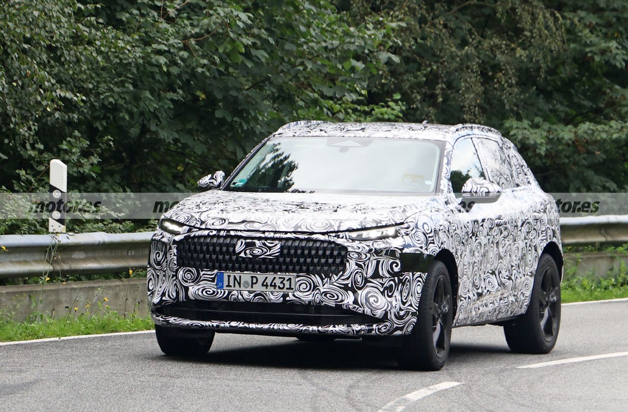 Mercedes obliga a Audi a saltarse el facelift del Q3 y apostar por una generación nueva y más moderna, especialmente en diseño Mercedes obliga a Audi a saltarse el facelift del Q3 y apostar por una generación nueva y más moderna, especialmente en diseño