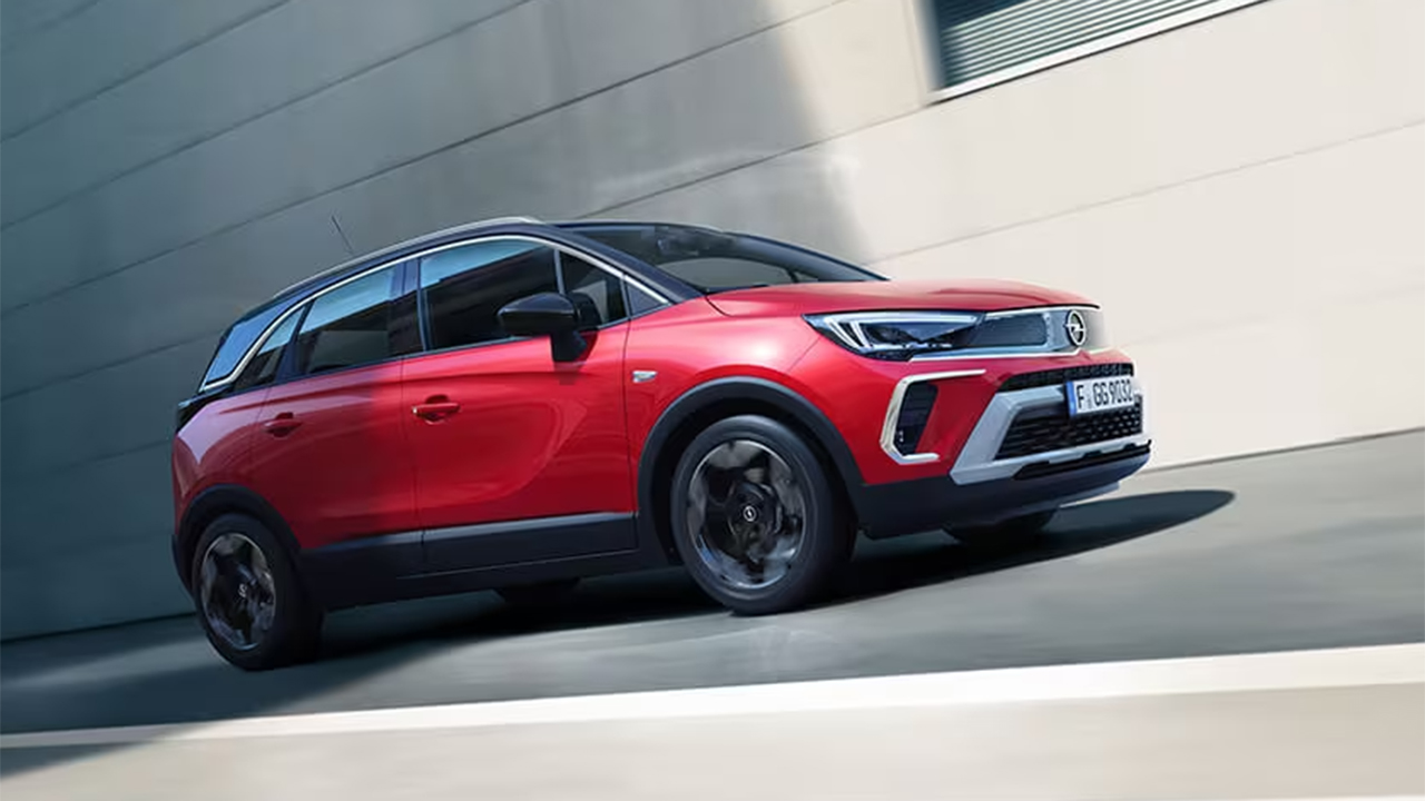 El Opel Crossland estrena la gama 2024, una oferta más simple que deja entrever el último año de vida del crossover familiar El Opel Crossland estrena la gama 2024, una oferta más simple que deja entrever el último año de vida del crossover familiar